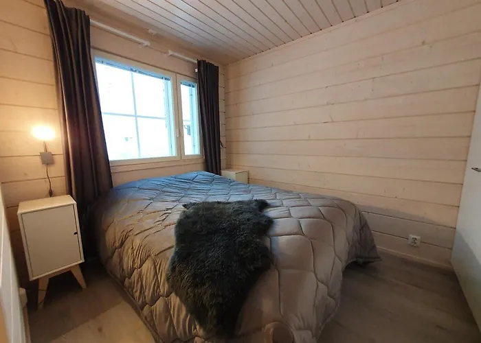 Lumisara Lägenhet Äkäslompolo